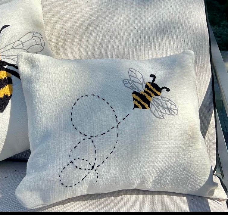 Cojín abeja con estela