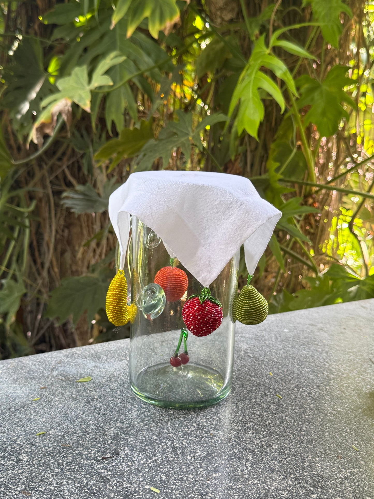 Cubre jarra de frutas